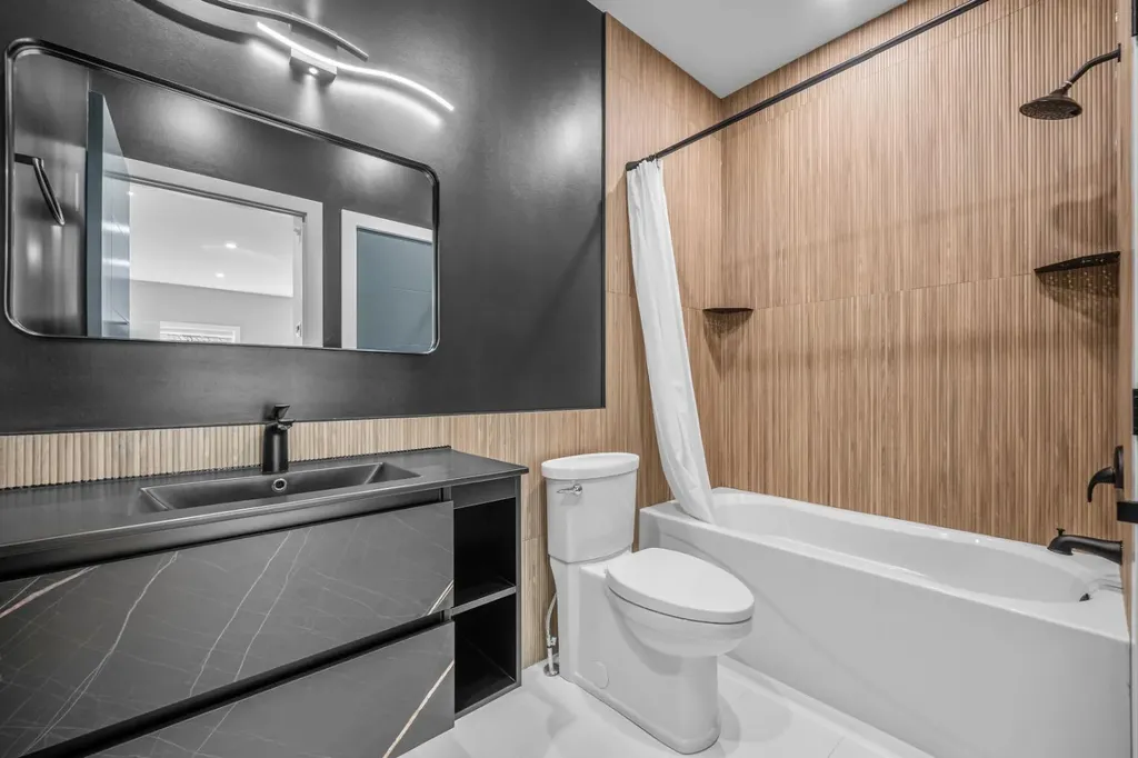 3223 Signal Hill Drive SW Calgary AB T3H 3T4