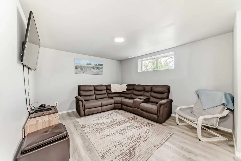 1552 Mcalpine Street Carstairs AB T0M0N0