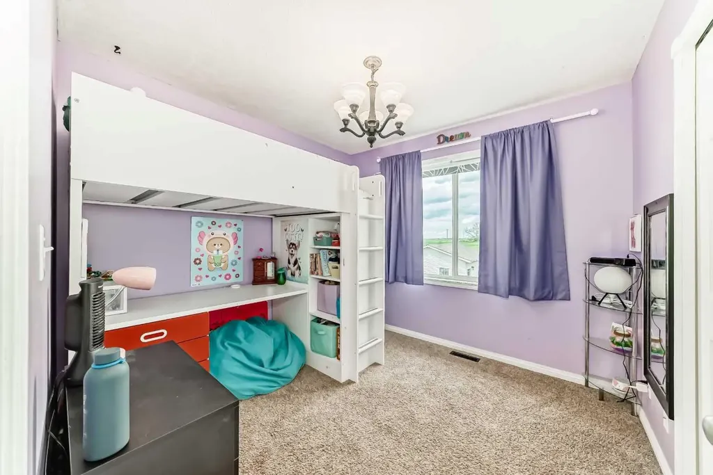 1552 Mcalpine Street Carstairs AB T0M0N0