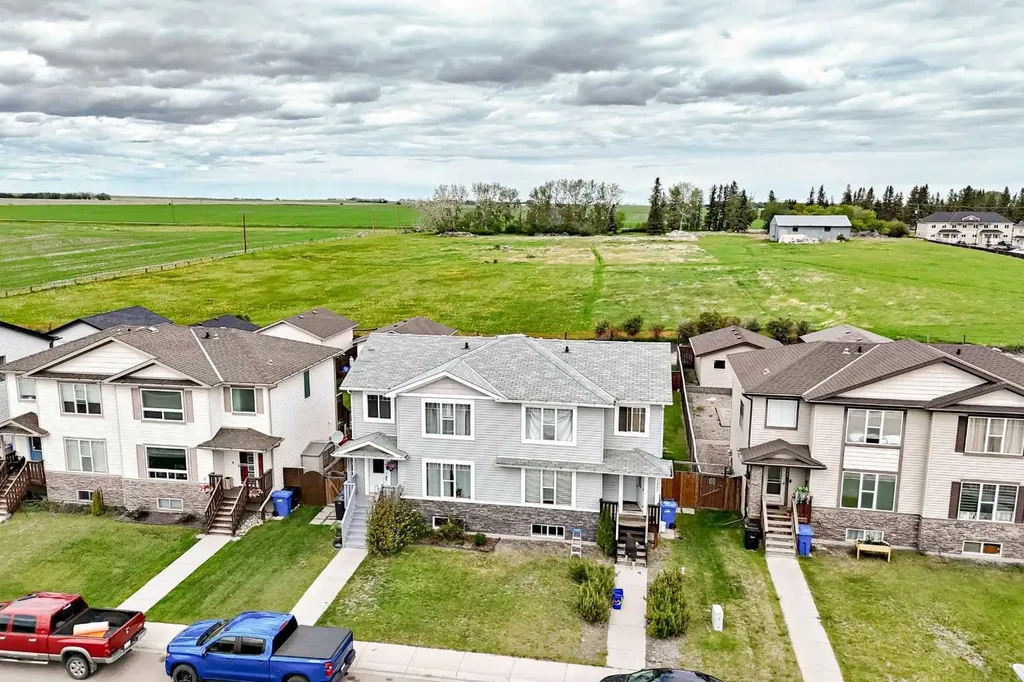 1552 Mcalpine Street Carstairs AB T0M0N0