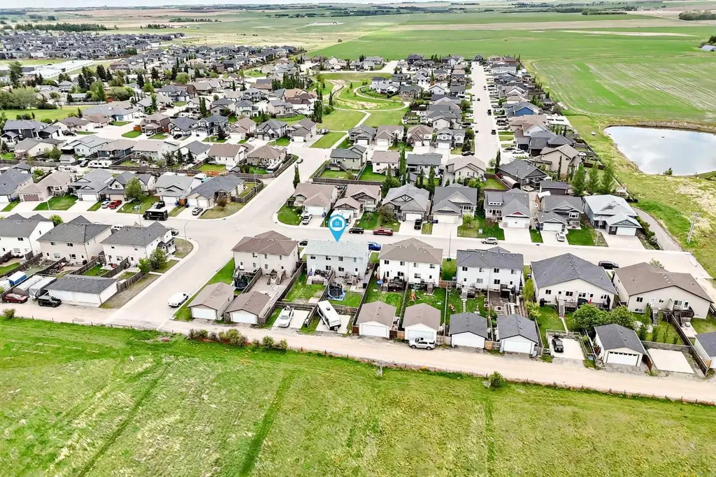 1552 Mcalpine Street Carstairs AB T0M0N0