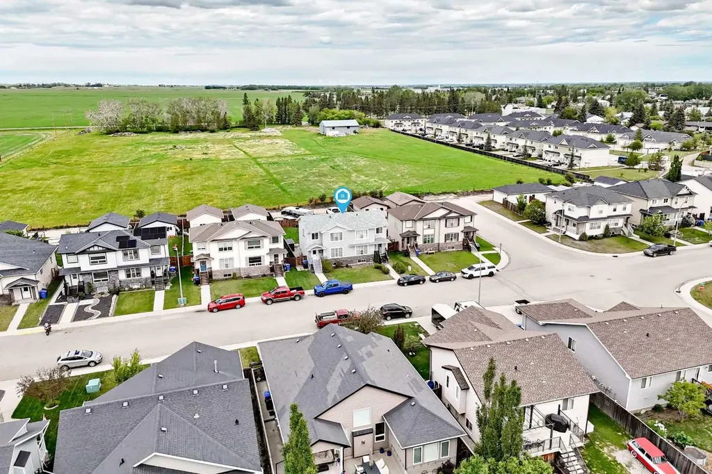 1552 Mcalpine Street Carstairs AB T0M0N0
