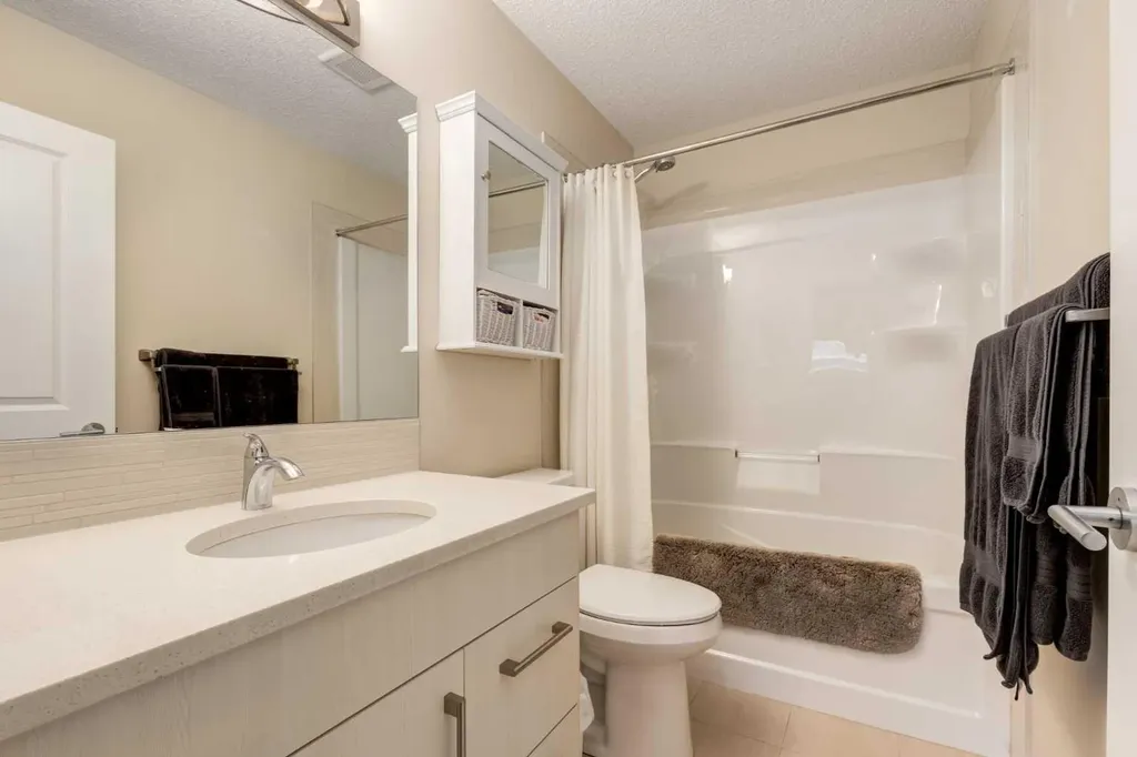 119 Baysprings Terrace SW Airdrie AB T4B4A8