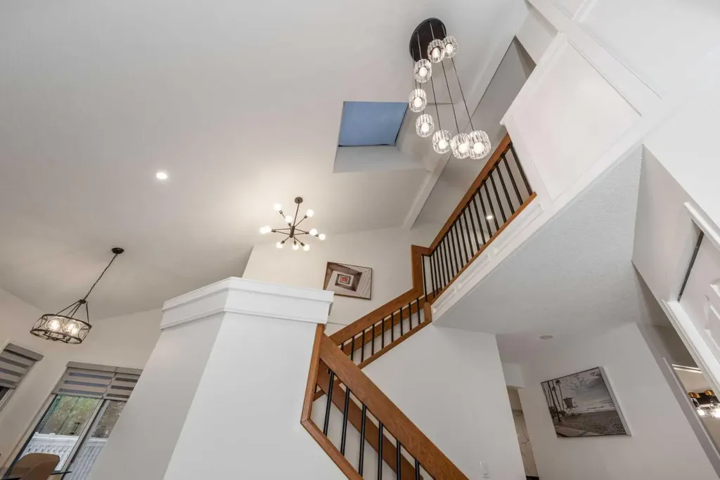 8266 Edgebrook Drive Calgary AB T3A 4N1