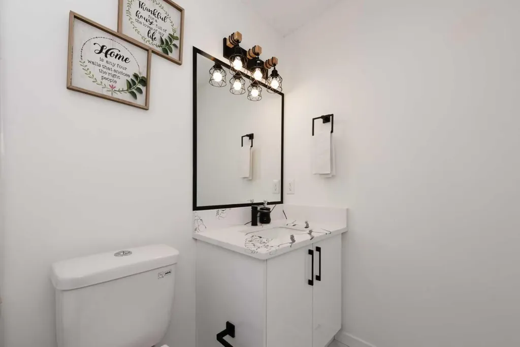 8266 Edgebrook Drive Calgary AB T3A 4N1