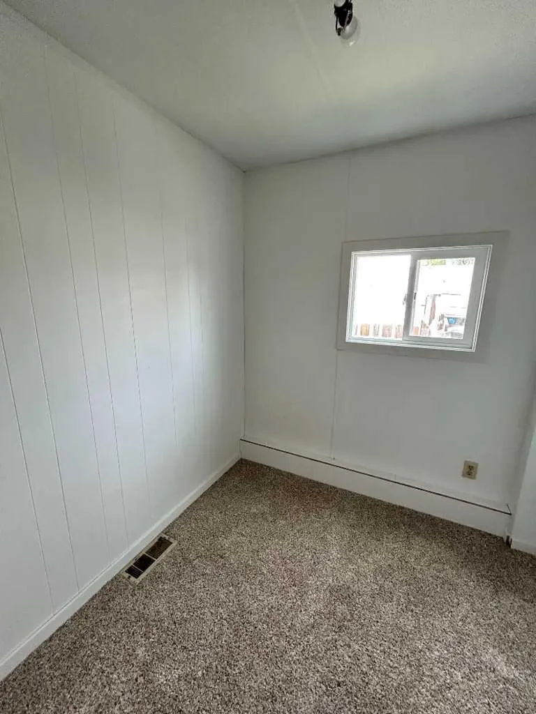 441 2 Street Suffield AB T0J 2N0