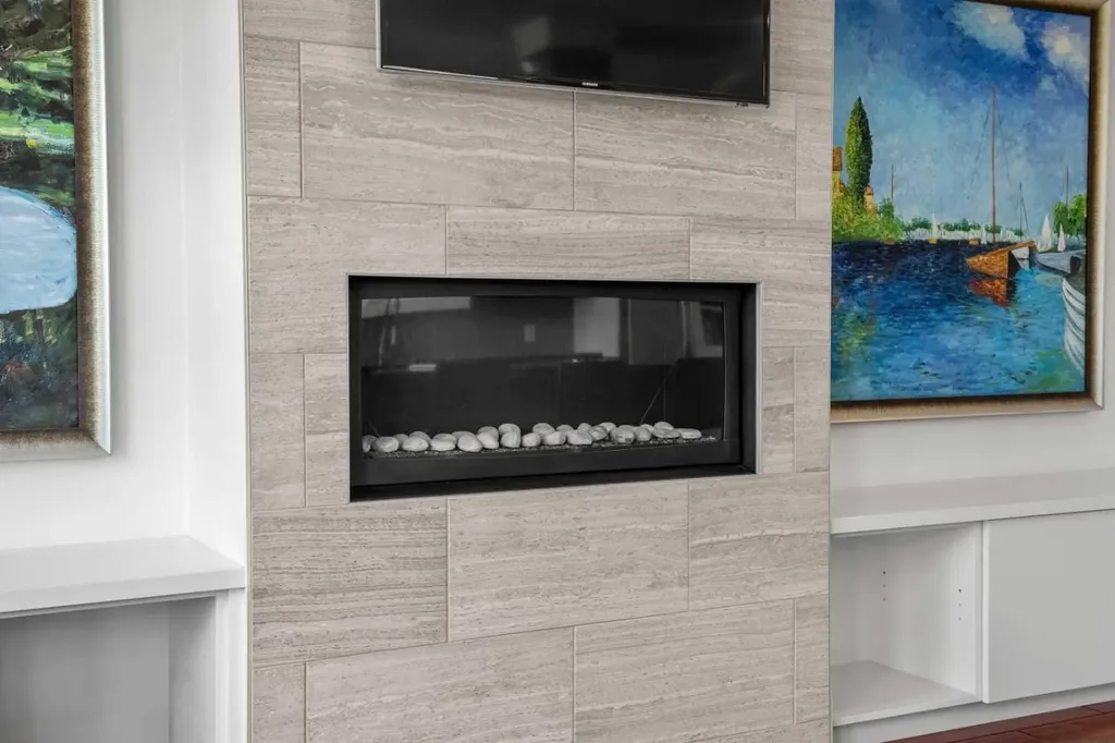 2412 28 Avenue SW Calgary AB T2T 1K9
