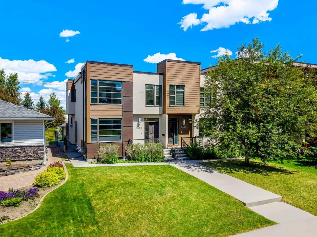 2412 28 Avenue SW Calgary AB T2T 1K9