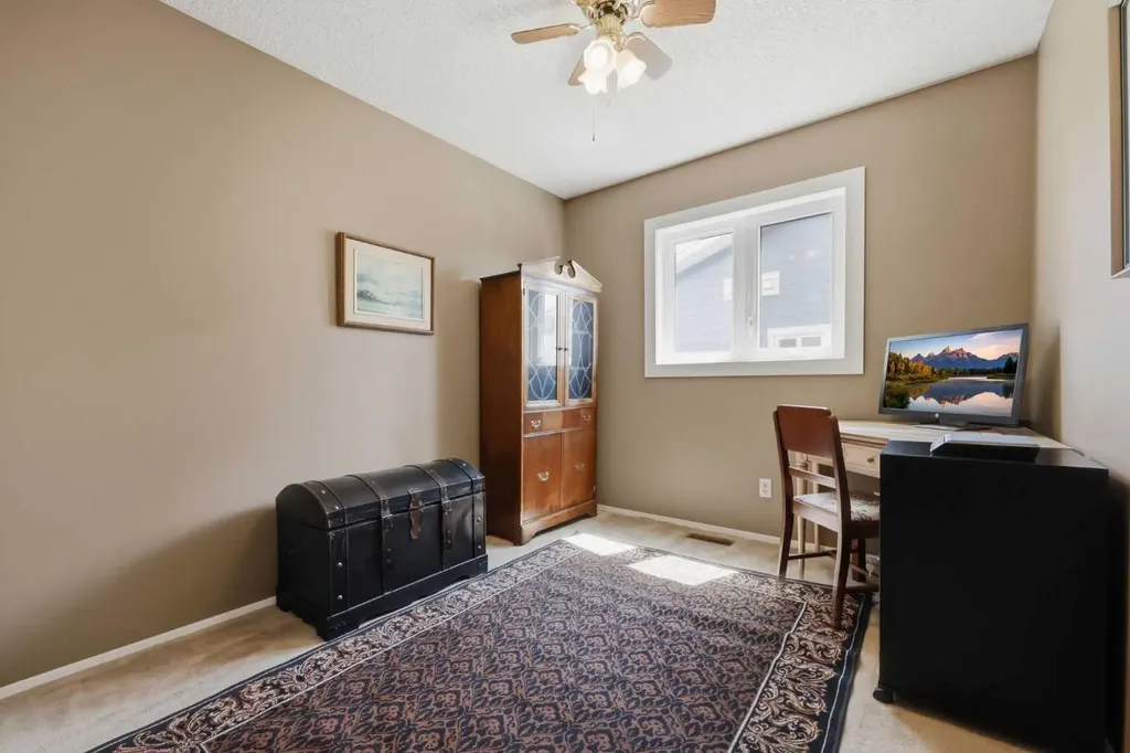 232 Hawkcliff Way NW Calgary AB T3G 2T4