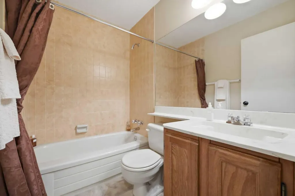 232 Hawkcliff Way NW Calgary AB T3G 2T4