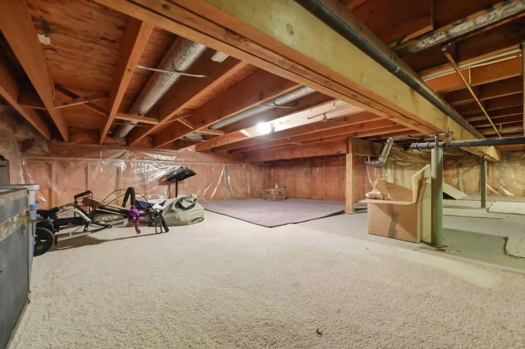 232 Hawkcliff Way NW Calgary AB T3G 2T4