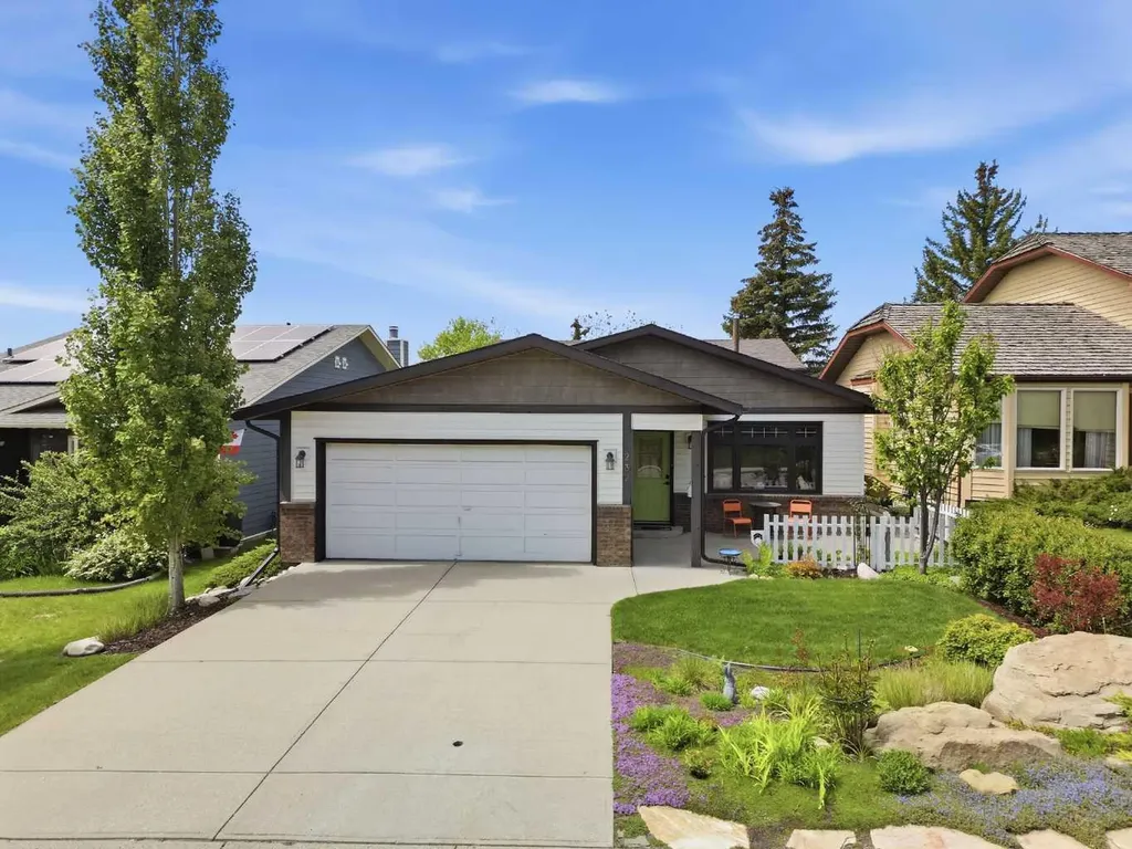 232 Hawkcliff Way NW Calgary AB T3G 2T4