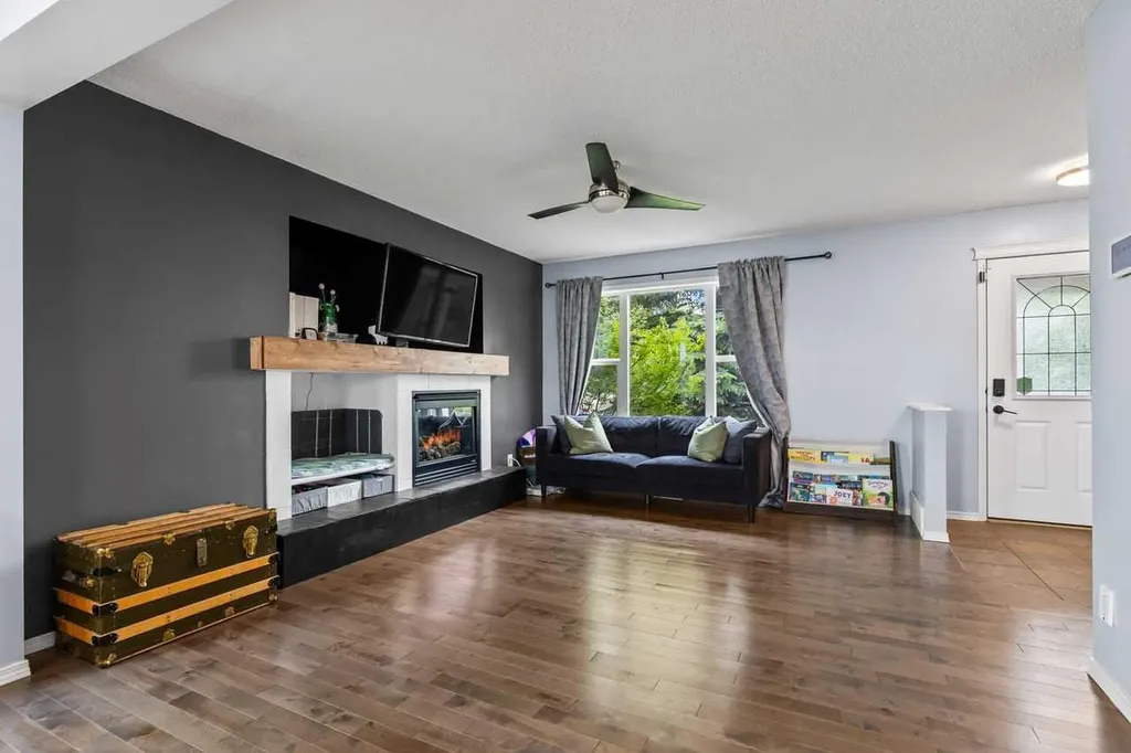 103 Copperfield Heights SE Calgary AB T2Z 4R5