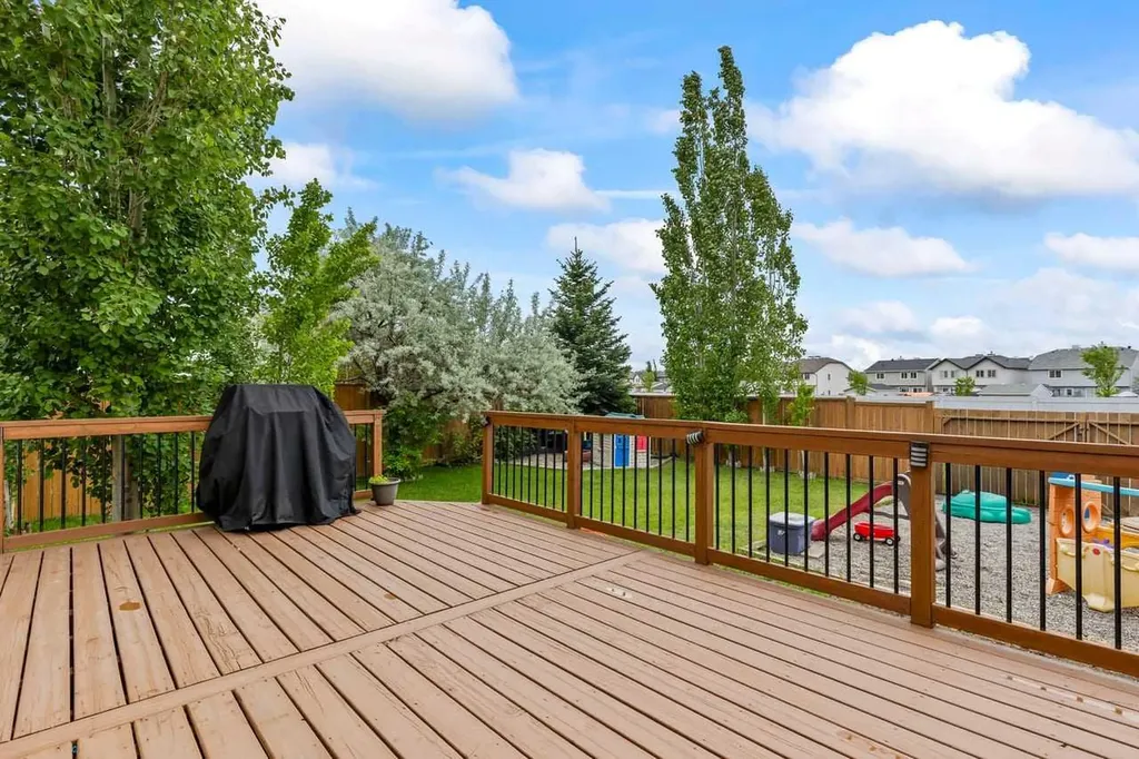 103 Copperfield Heights SE Calgary AB T2Z 4R5