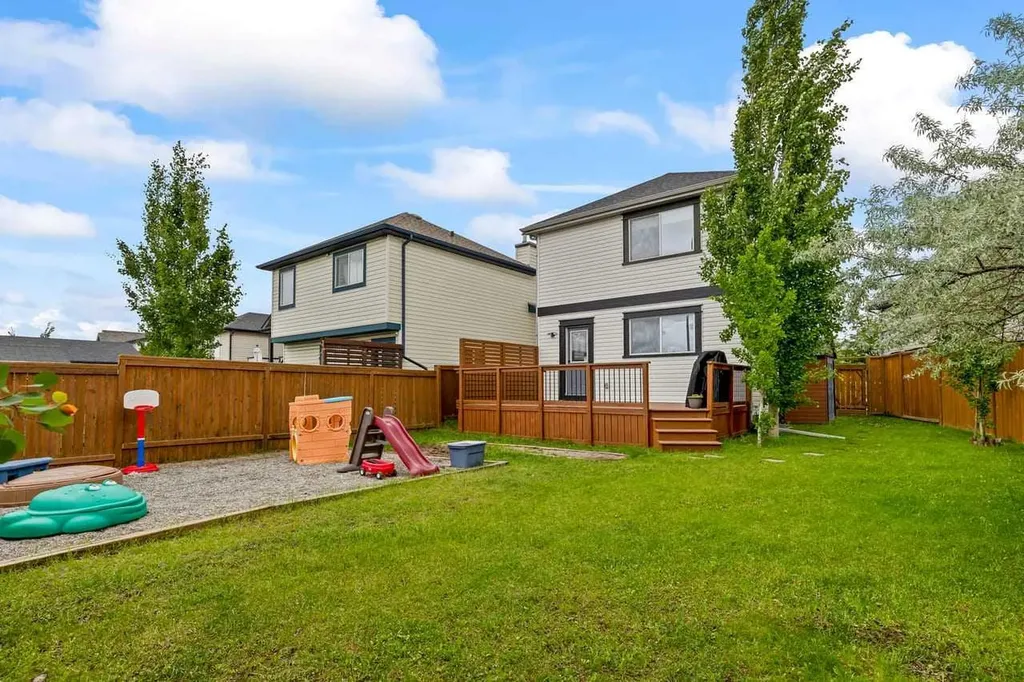 103 Copperfield Heights SE Calgary AB T2Z 4R5
