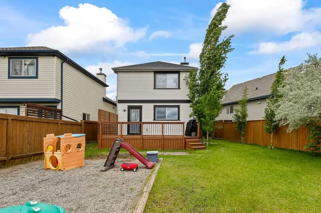103 Copperfield Heights SE Calgary AB T2Z 4R5