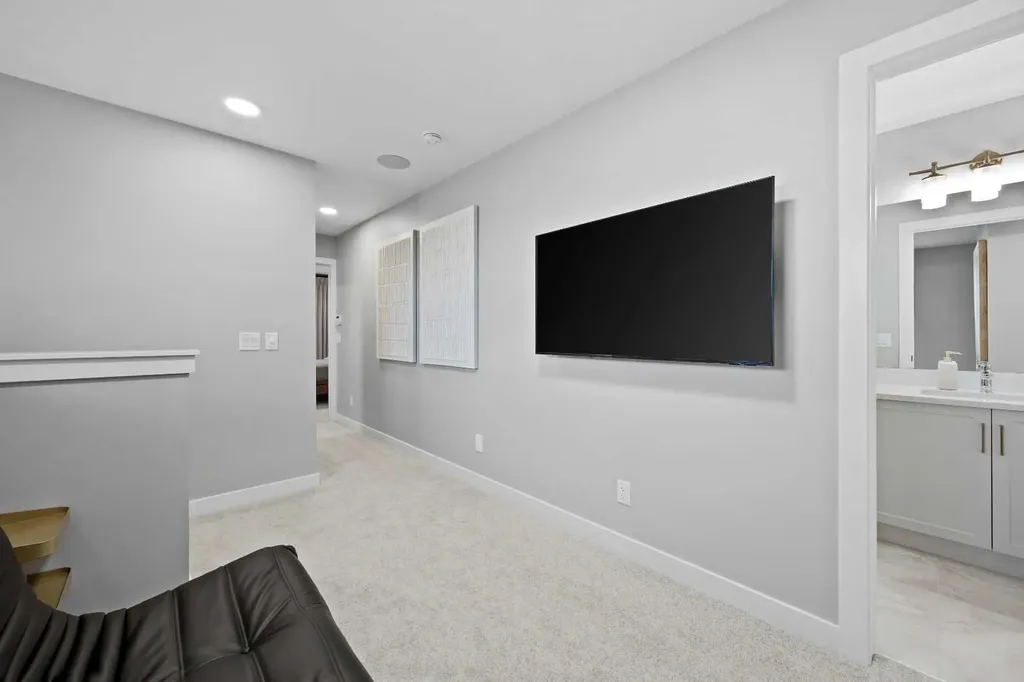 98 Ambleridge Avenue NW Calgary AB T3P3G4