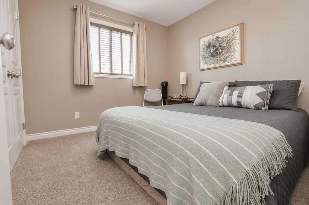 7017 115b Street Grande Prairie AB T8W0J1