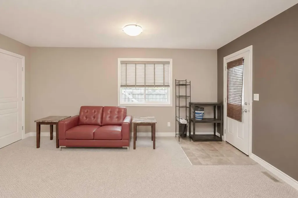 7017 115b Street Grande Prairie AB T8W0J1