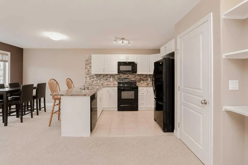 7017 115b Street Grande Prairie AB T8W0J1