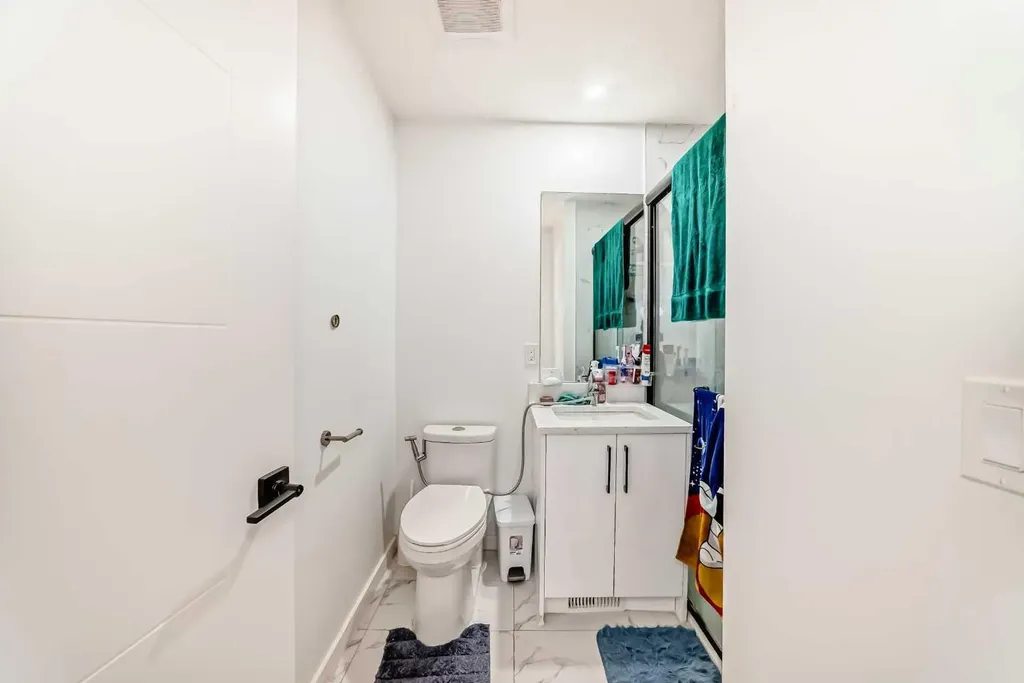 5912 Dalton Drive NW Calgary AB T3A 1C6