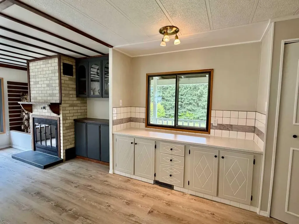 393045 Range Road 4-5 Rural Clearwater County AB T0M 0M0