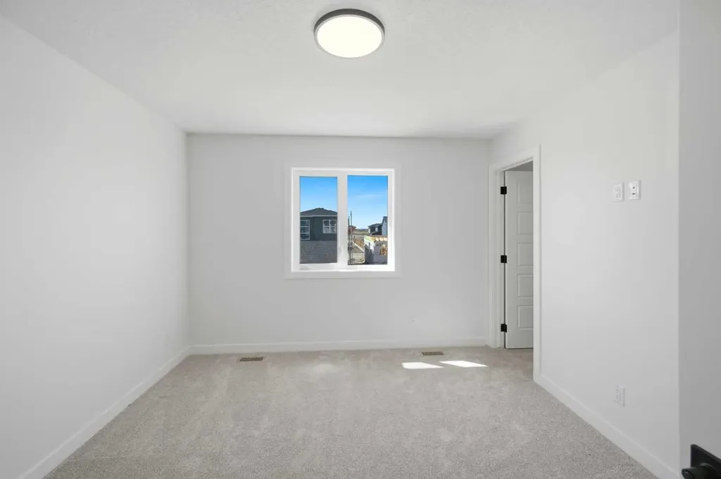 8557 Huxbury Drive Calgary AB T2A 4Y1