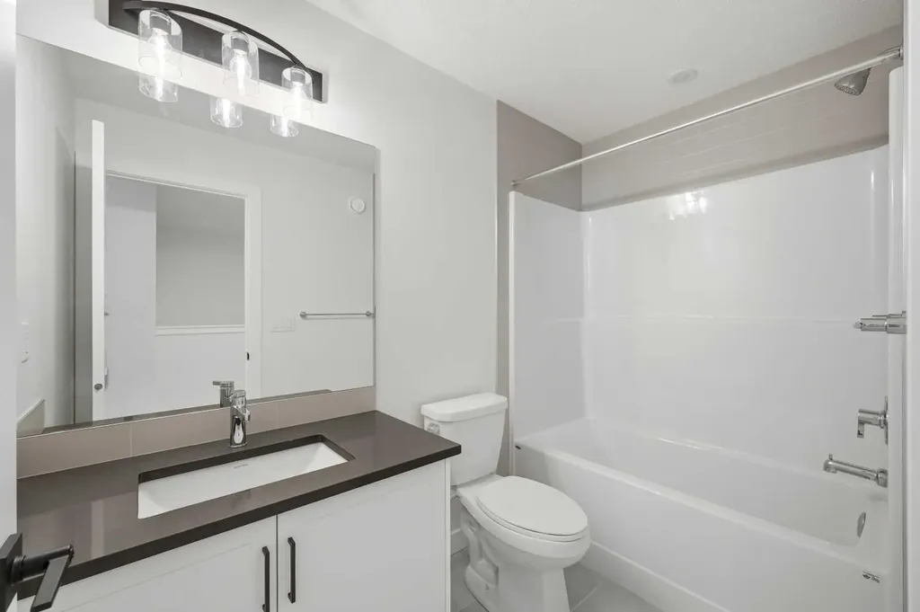 8557 Huxbury Drive Calgary AB T2A 4Y1