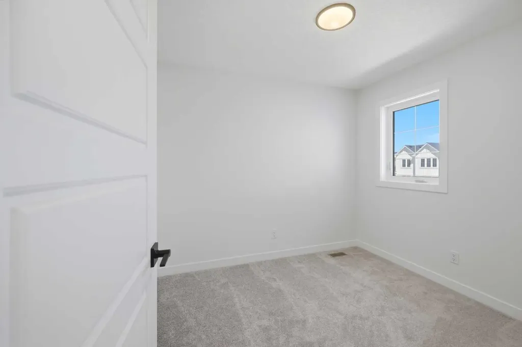 8557 Huxbury Drive Calgary AB T2A 4Y1