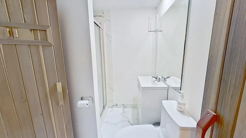 1305 Glenmore Trail Calgary AB T2V4Y8