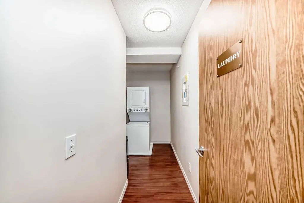 7 Somervale View SW Calgary AB T2Y 4A9