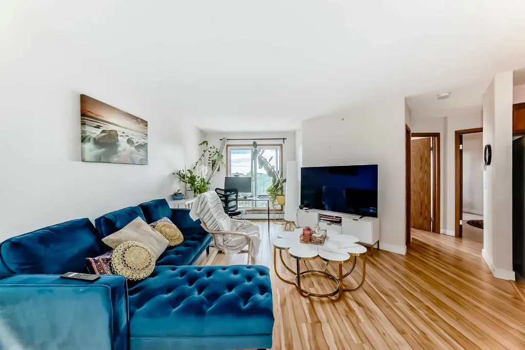 7 Somervale View SW Calgary AB T2Y 4A9