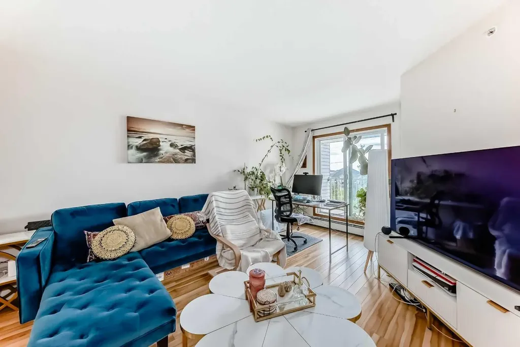 7 Somervale View SW Calgary AB T2Y 4A9