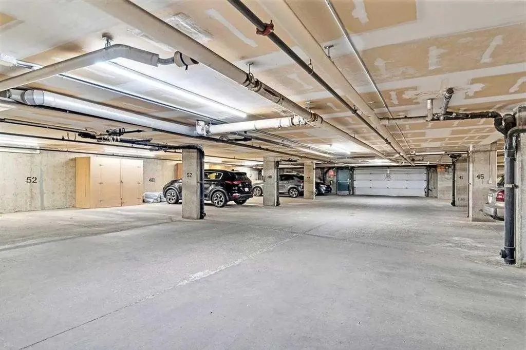 7 Somervale View SW Calgary AB T2Y 4A9