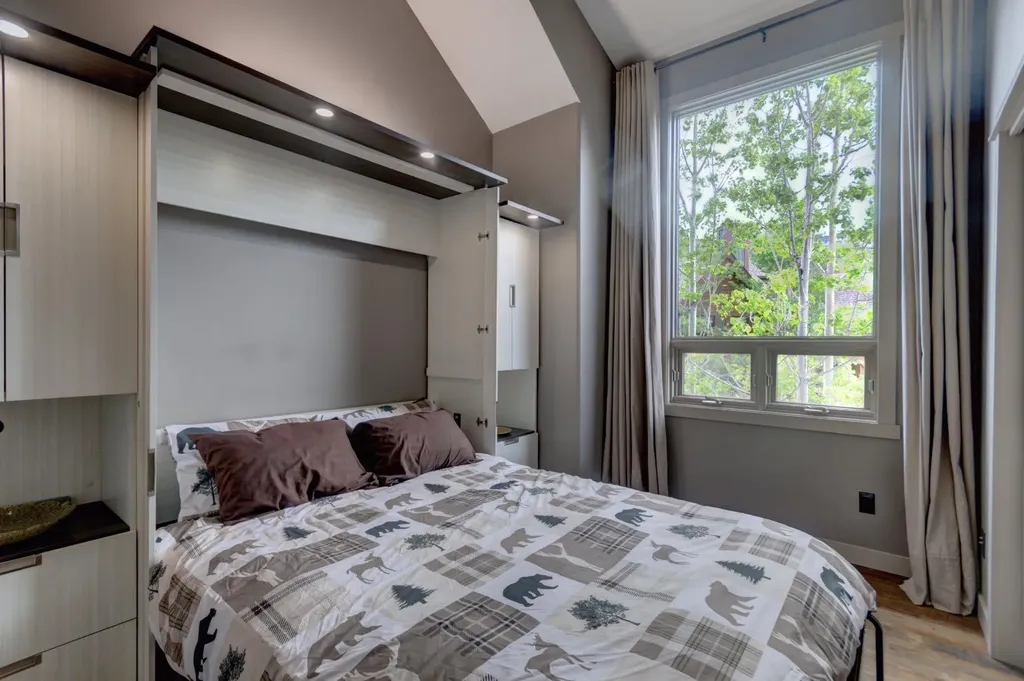 107 Armstrong Place Canmore AB T1W 0A5