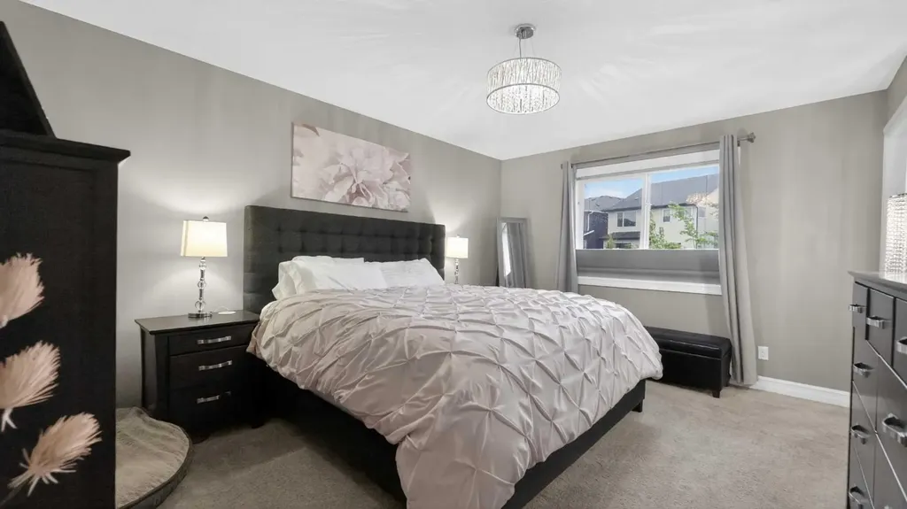 39 Nolanfield Crescent NW Calgary AB T3R 0L7