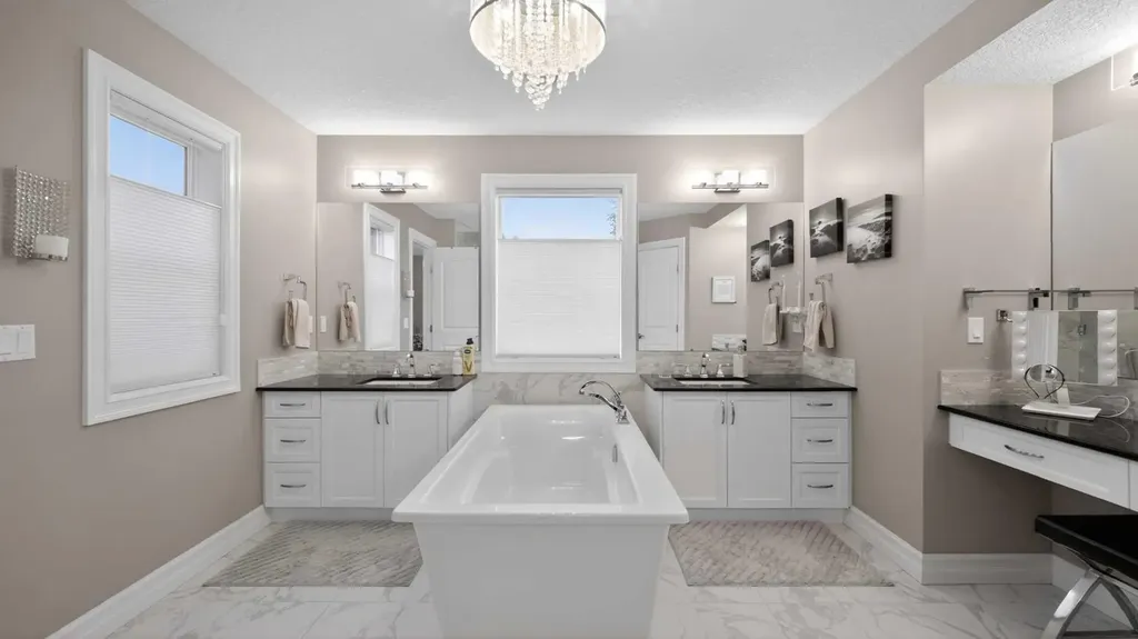 39 Nolanfield Crescent NW Calgary AB T3R 0L7