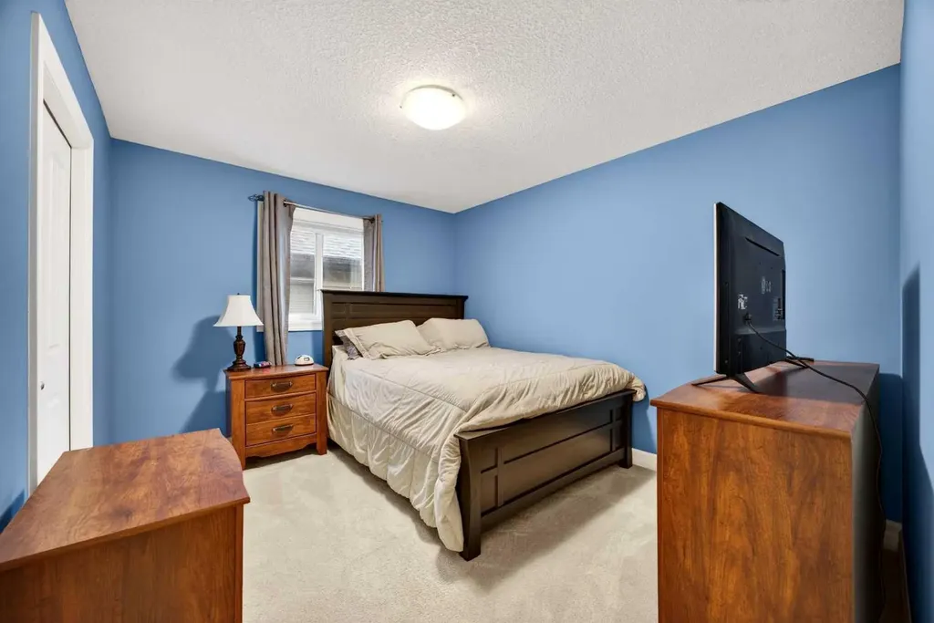 39 Nolanfield Crescent NW Calgary AB T3R 0L7