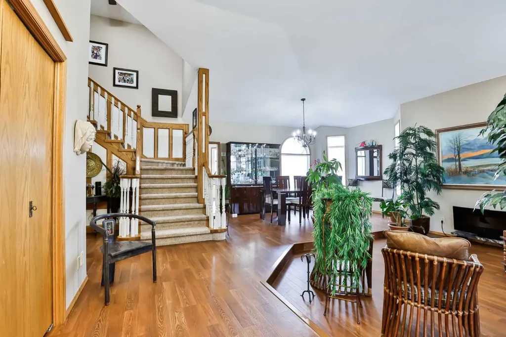 2857 6 Avenue S Lethbridge AB T1G 1E6