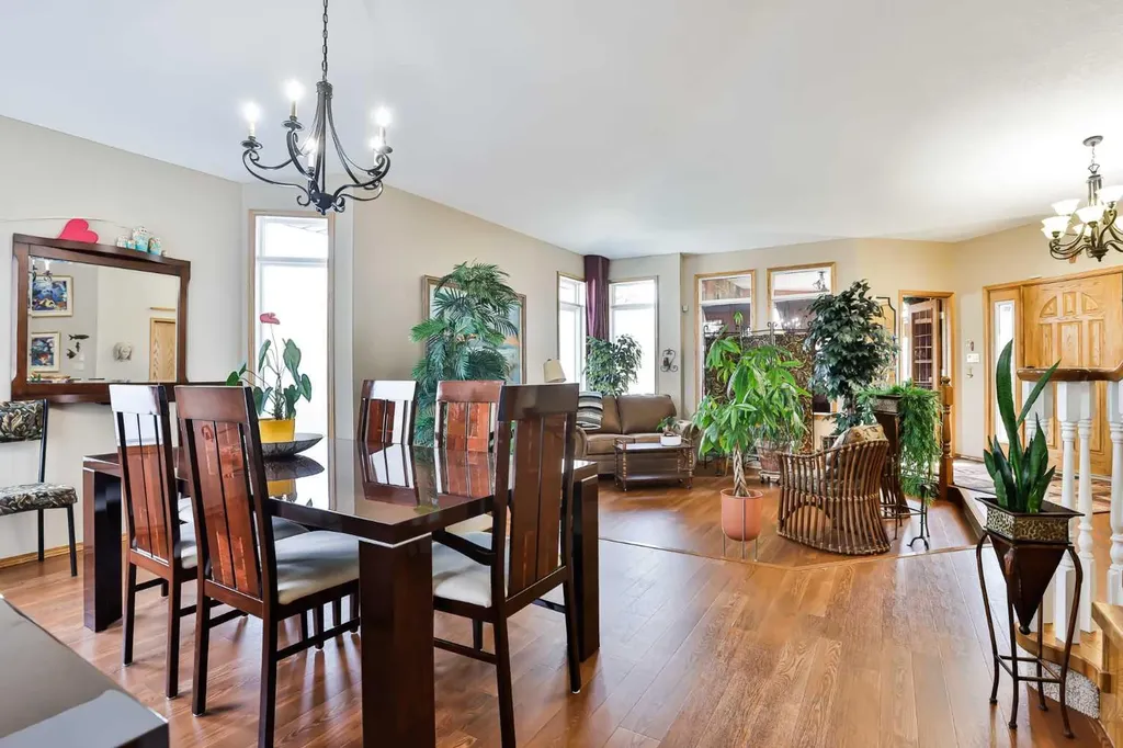 2857 6 Avenue S Lethbridge AB T1G 1E6