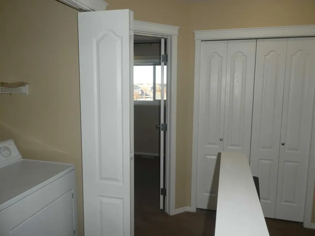 310 Sunrise Terrace NE High River AB T1V0C3