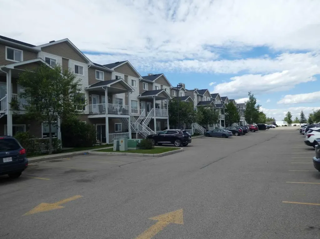 310 Sunrise Terrace NE High River AB T1V0C3