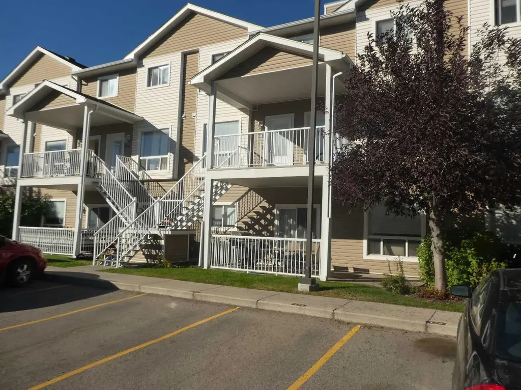 310 Sunrise Terrace NE High River AB T1V0C3