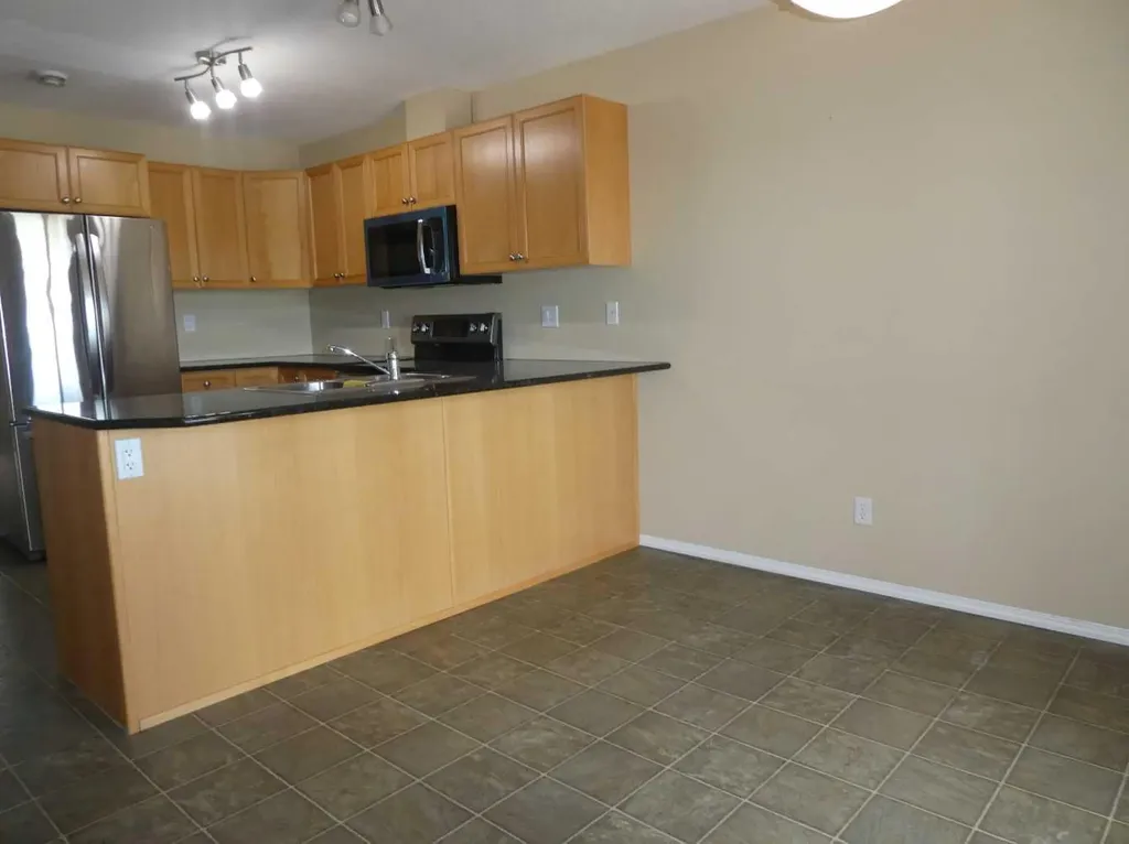 310 Sunrise Terrace NE High River AB T1V0C3