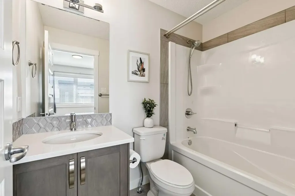 2461 Baysprings Link SW Airdrie AB T4B4C6