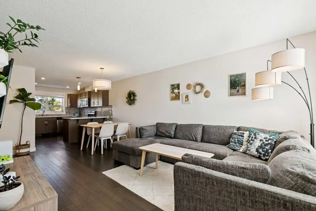 2461 Baysprings Link SW Airdrie AB T4B4C6