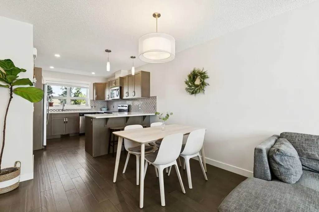 2461 Baysprings Link SW Airdrie AB T4B4C6
