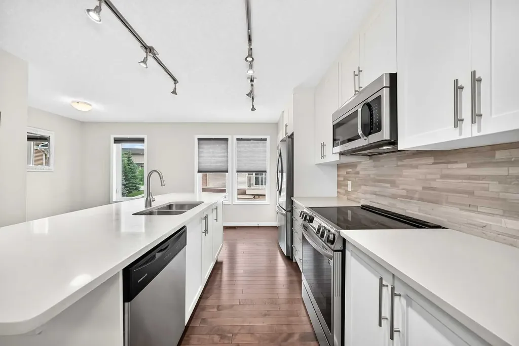 203 Auburn Meadows Walk SE Calgary AB T3M 2E7
