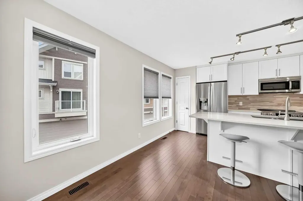 203 Auburn Meadows SE Calgary AB T3M 2E7