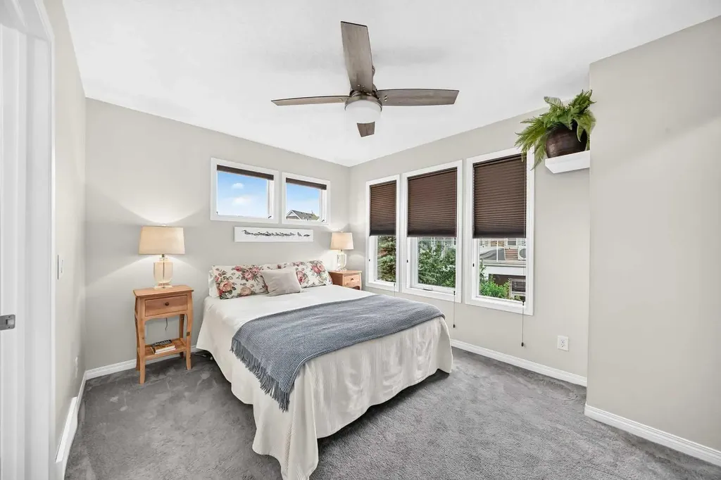 203 Auburn Meadows Walk SE Calgary AB T3M 2E7